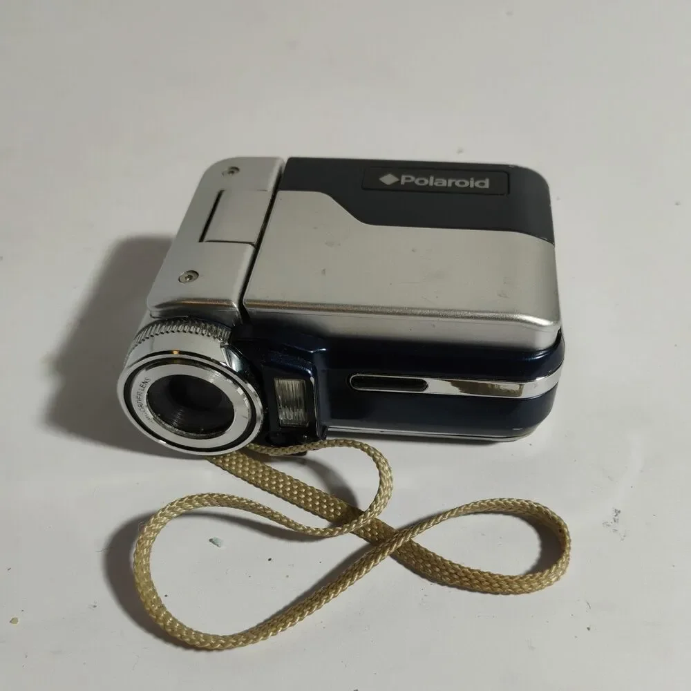 Polaroid CAA-03040S RoHS 8.31mm/F 3.0 Camcorder Parts Only Read